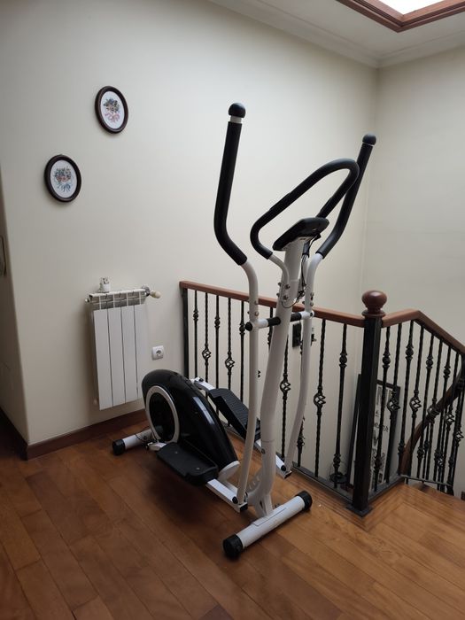 Elíptica igual a nova