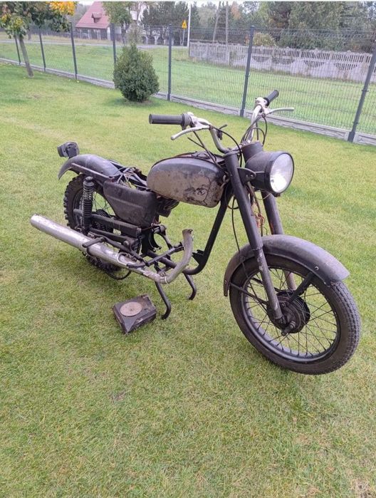 Wsk 175 silnik rozebrany, większość w oryginale