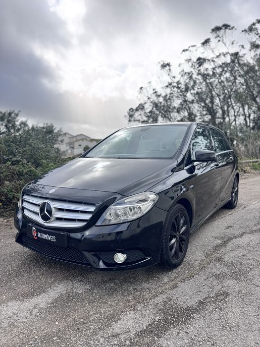 MERCEDES  B 180 gasolina 2012 Nacional 18 mesed garantia