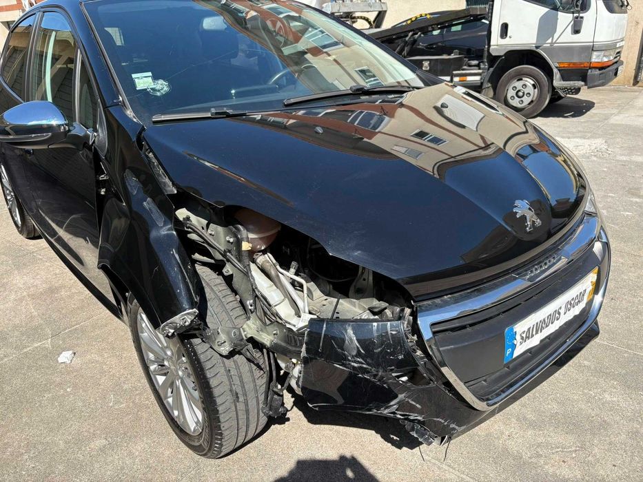 Peugeot 208 1.2 PureTech Gasolina