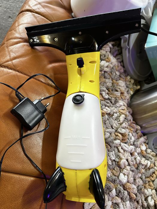 Скребок Пилосос для вікон KLARSTEIN MR. SUNNY 10028141