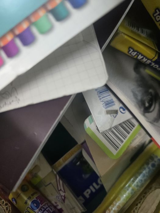 Karton art szkolne nowe