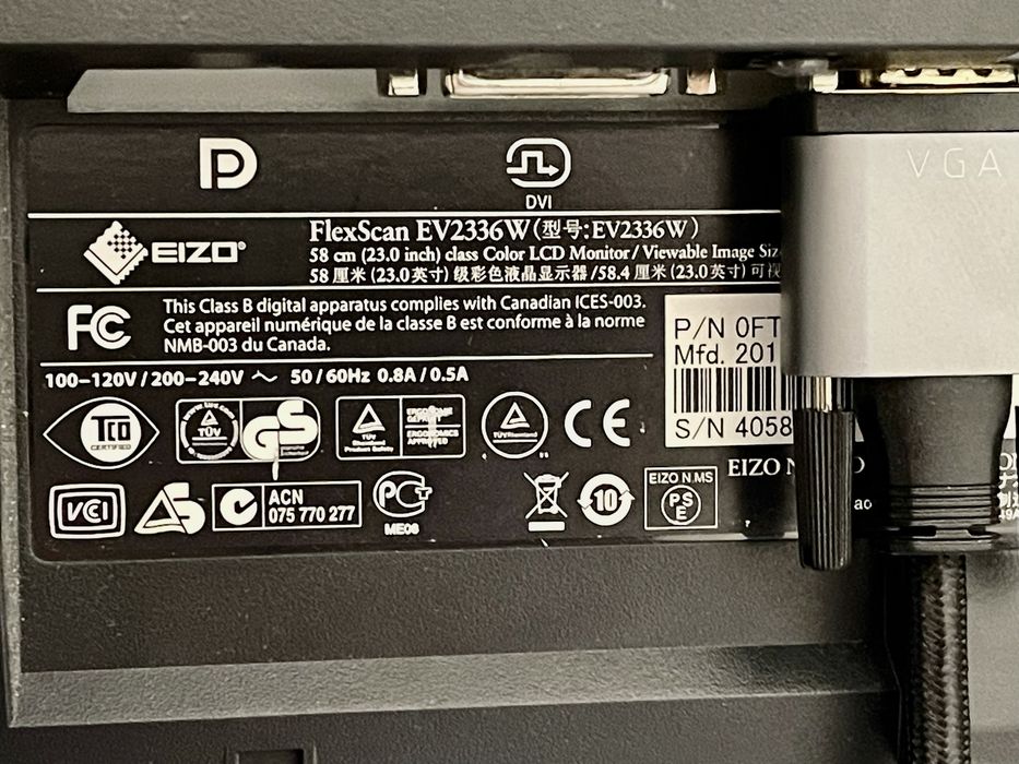 Komputer stacjonarny Dell Precision z monitorem graficznym Eizo