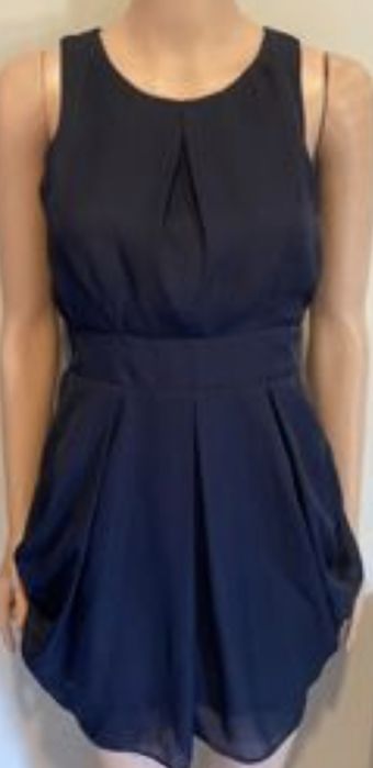 Elegancka sukienka ASOS, rozmiar M