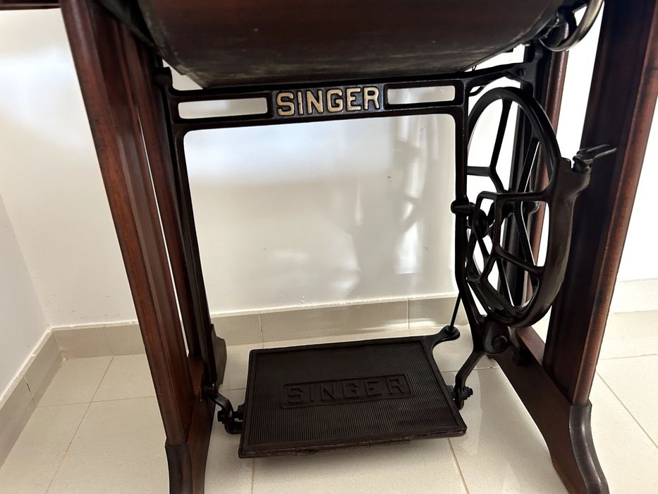 Maquina de Costura Singer No. 15B88 Coleção Vintage Reversível