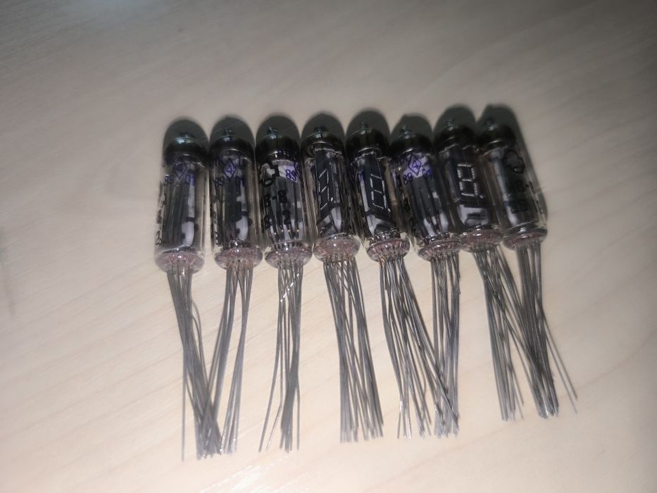 Індикаторні лампи ИВ-8 нові