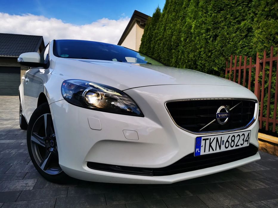 Volvo V40