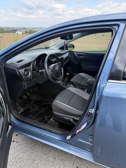Toyota Auris E18 1,2 B 116KM
