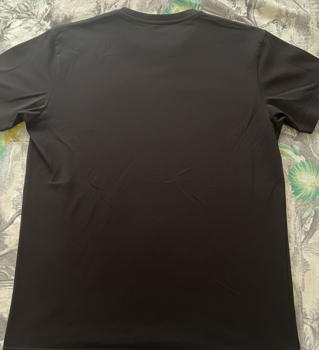 Футболка Prada XXl размера ( размер ближе к L)