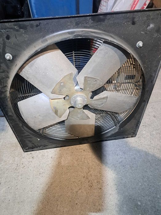 Wentylator scienny,metalowe łopatki