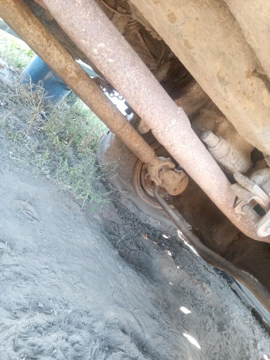 Продам ЗІЛ 131 по запчастинам