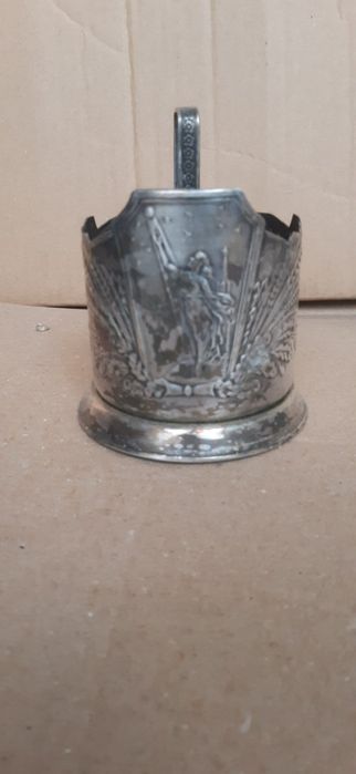 Підстаканник мельхіоровий.