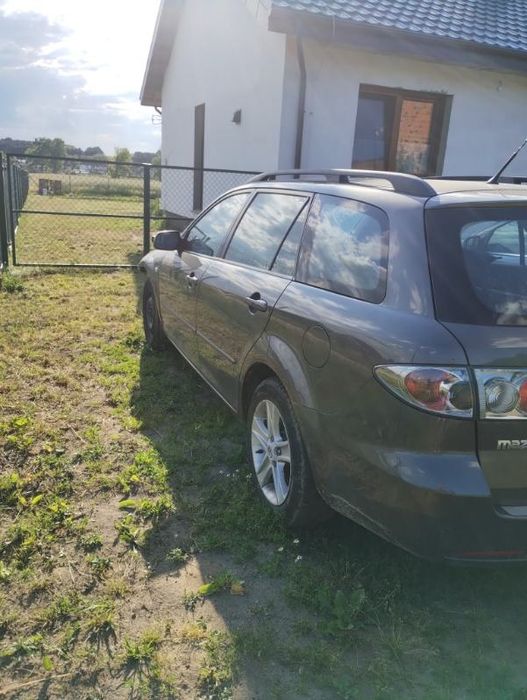 Sprzedam mazdę 6 całości