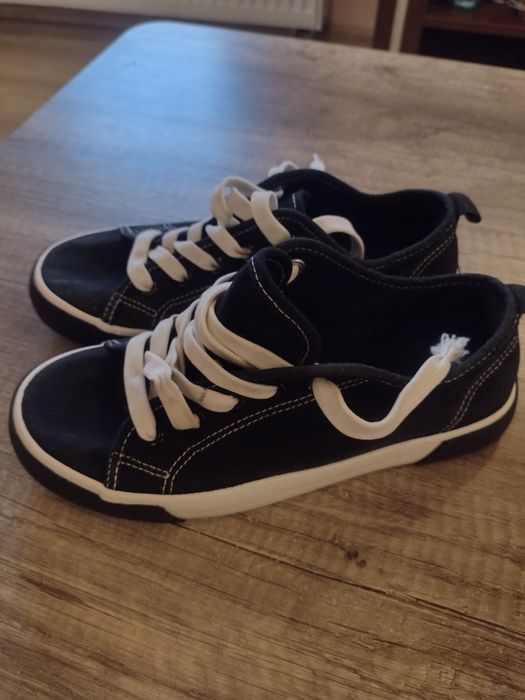 Buty trampki damskie dziewczęce 37 czarno białe.
