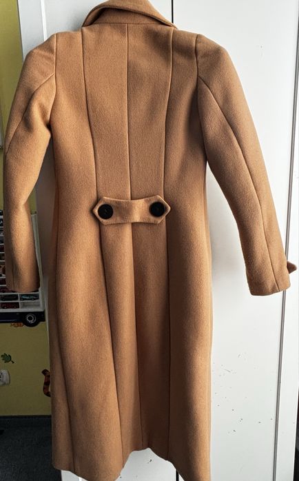 Płaszxz Lux Wear S camel dlugi