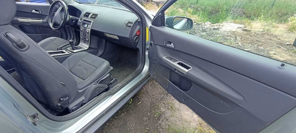 volvo c30 1.8  b4184s11 lak 477 skrzynia mtx75  115 km samochód na częsci
