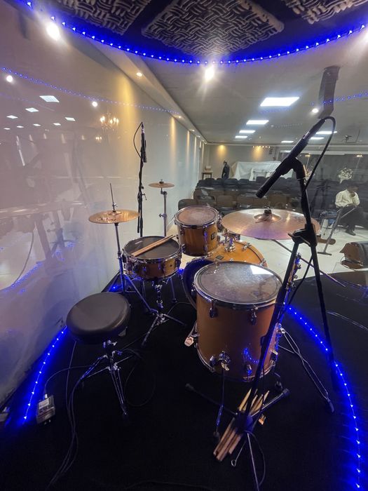 Aquário acústico bateria