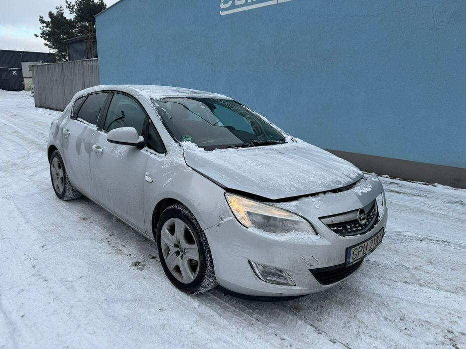 Opel Astra 1,3 CDTi 95KM, Po kolizji, Jeżdżący !