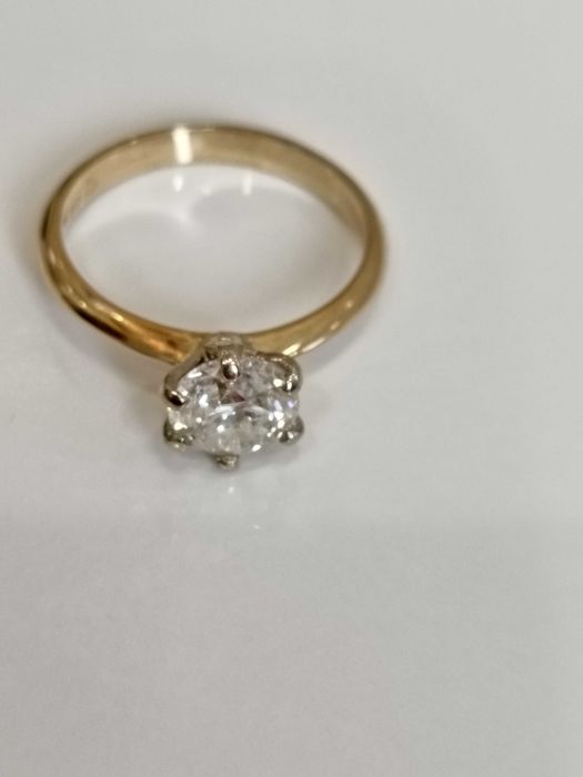 Złoty pierścionek 585 z brylantem 1,40ct (certyfikat )wzór Tiffany