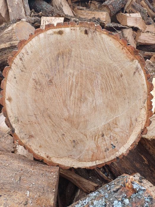 Дрова дубовые— сухие колотые, доставка по  Харькову и области