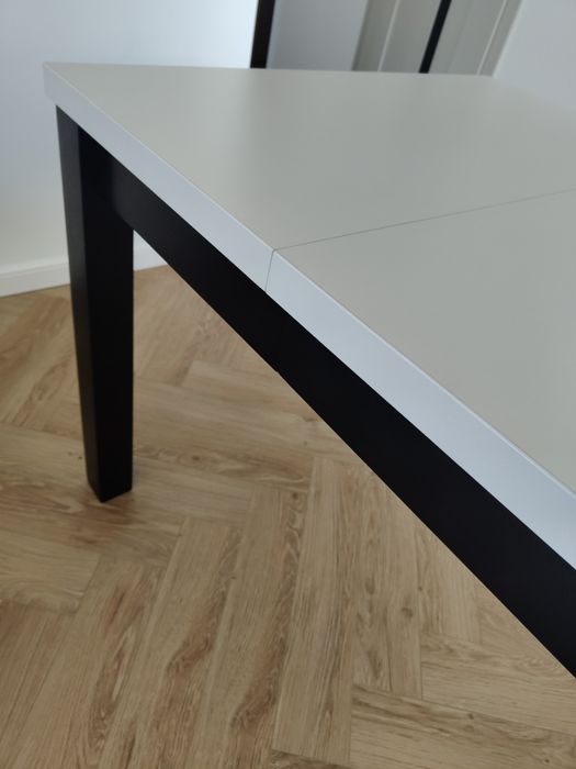 Stół kaszmirowy rozkładany