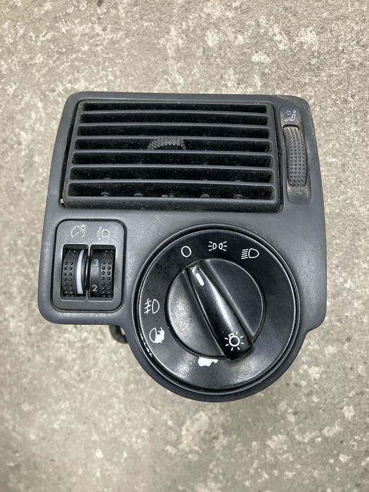 VW Golf IV 4 - włącznik świateł