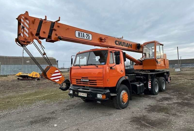 Послуги автокрана оренда автокран 25т