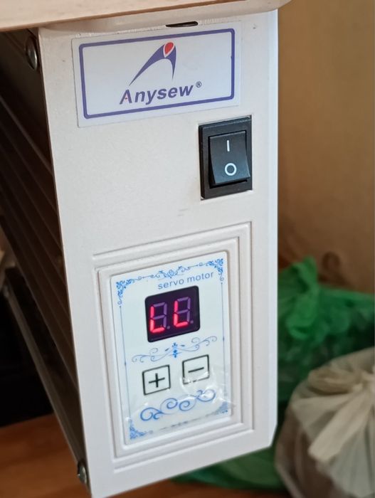 Промислова швейна Typical для важких тканин — стан ідеальний