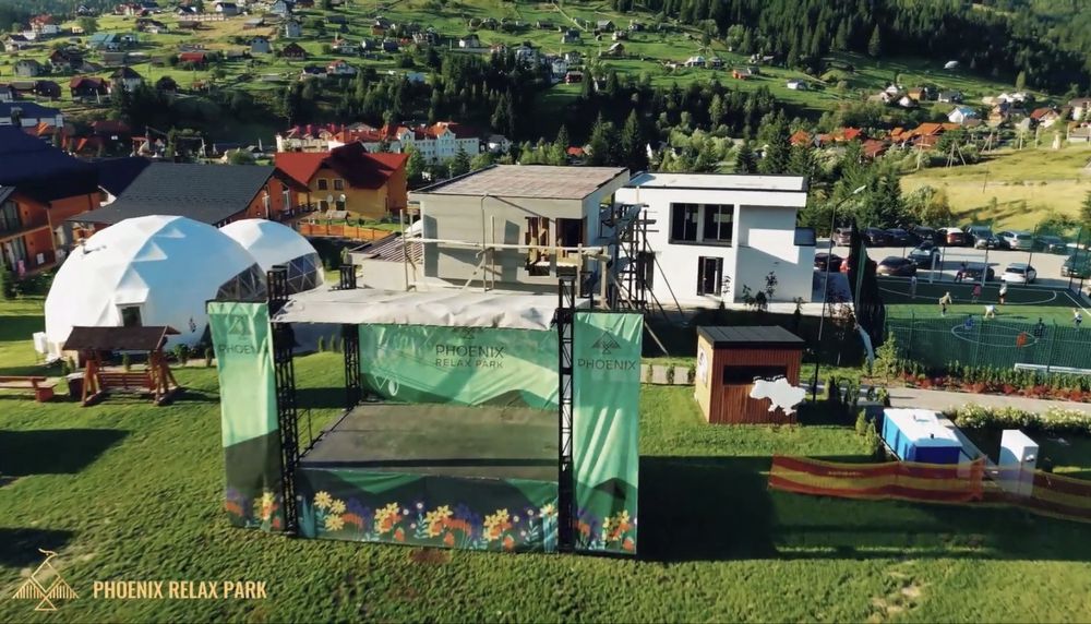 ТРЦ PHOENIX PLAZA 3км до центру Буковель,120м2,2200$/м2,магазин+оренда