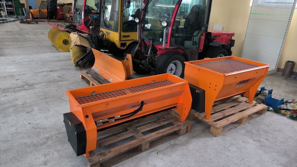 Epoke Hydromann 120 H NOWA piaskarka solarka  na chodniki do traktorka komunalnego quad multicar pług do śniegu