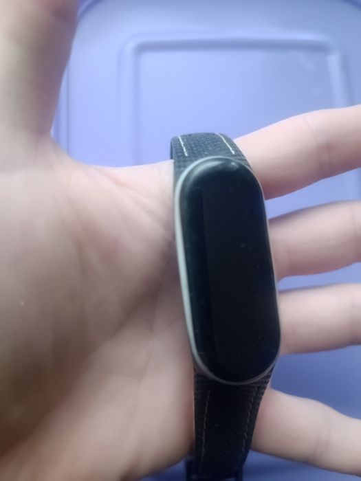 Продам Mi band 6