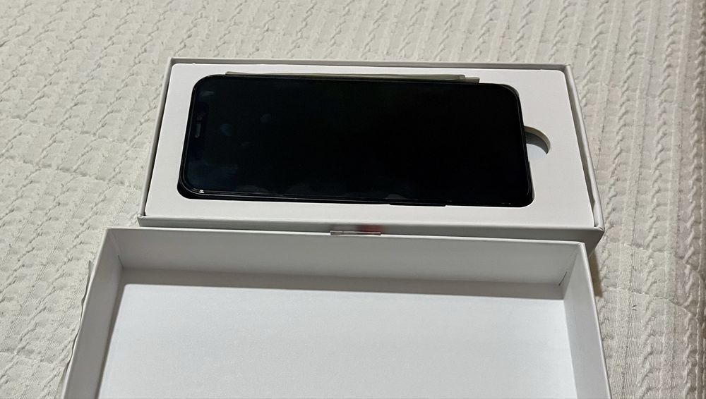 iPhone 12 Black 128 gb