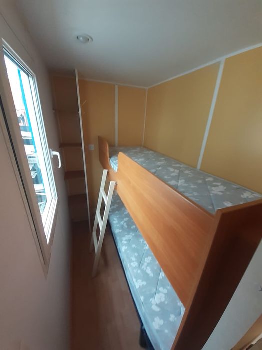Casa Mobilon como nova com 3 quartos casa de banho ja sem a divisoria