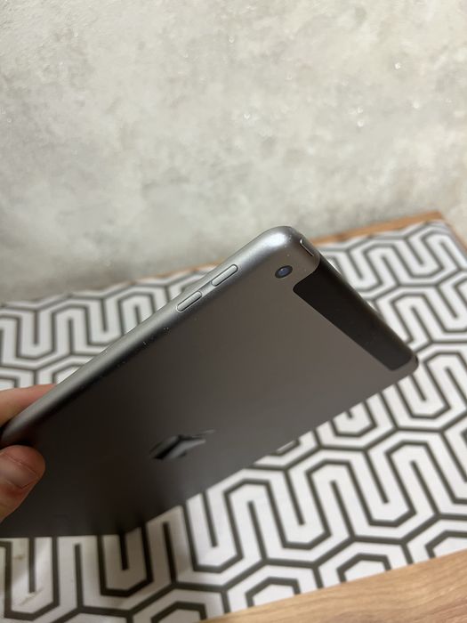 Продам айпад 6 128 gb