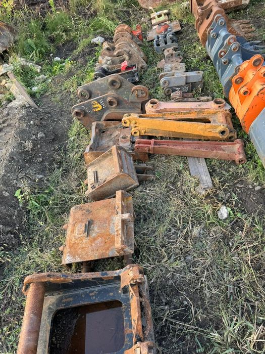 Ковші до екскаваторів