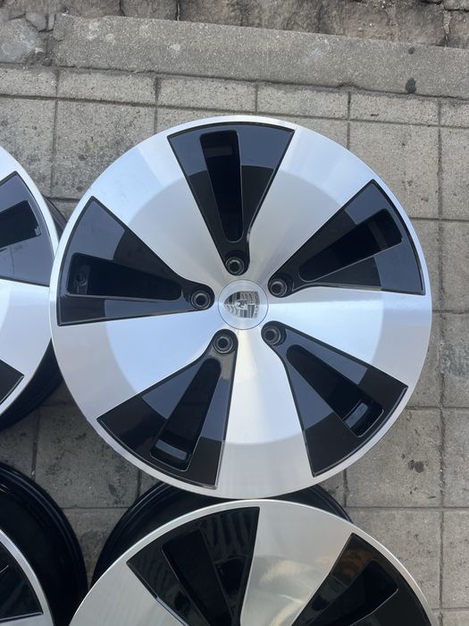 Jantes 20” 5x130 Originais Porsche Macan 4S Electric