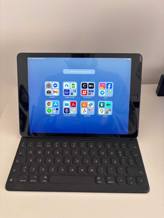 Ipad + Smart Keyboard