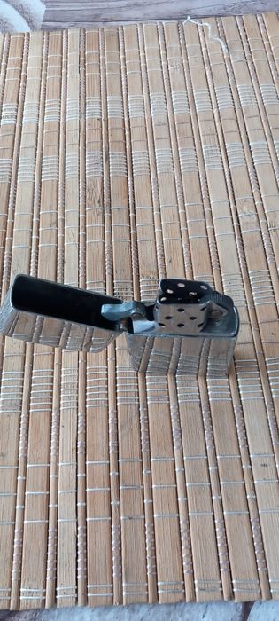 Продам зажигалку