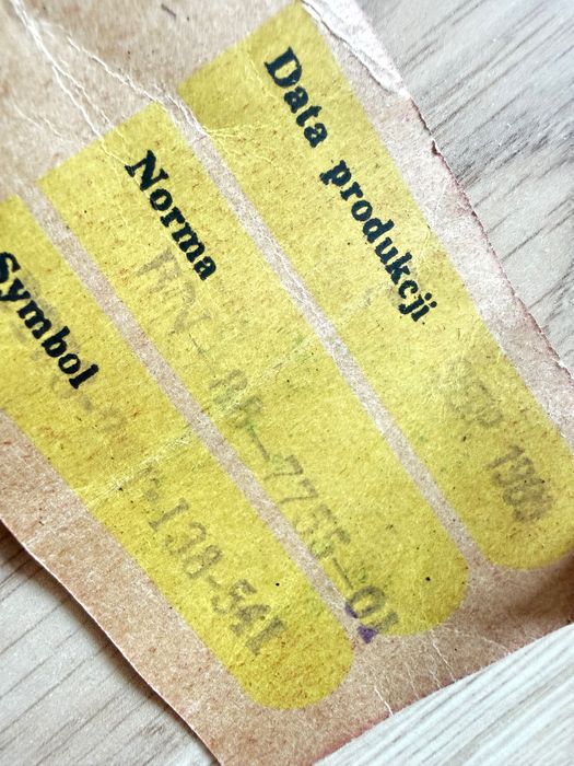 Damskie rękawiczki skórzane PRL  z metką, brąz r. 21