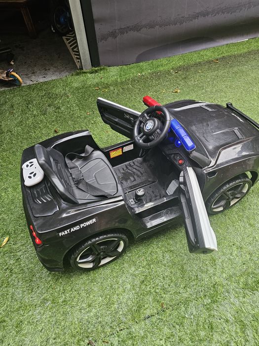 Carro electrico criança