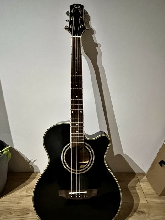 Gitara akustyczna Flight