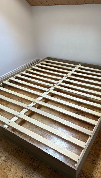 Cama de Casal + Colchão – Como Novos!