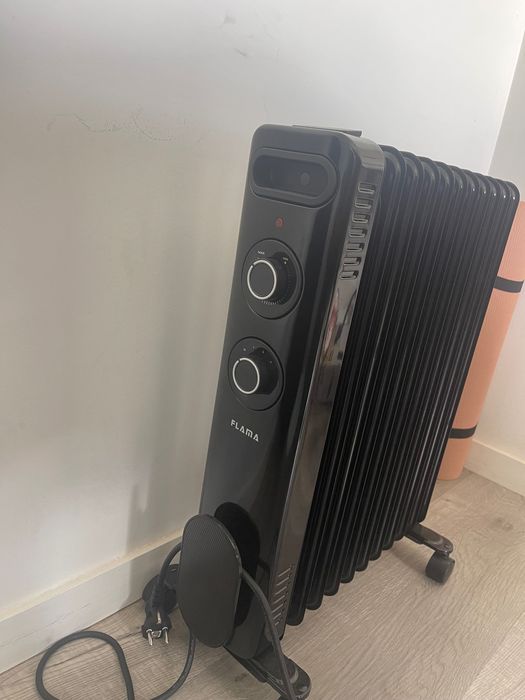 Aquecedor elétrico marca Fama