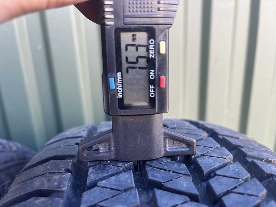 Диски 5/139,7 R15  ШИНИ 205/70 R15 Bridgestone Suzuki Jimny Vitara Нива УАЗ