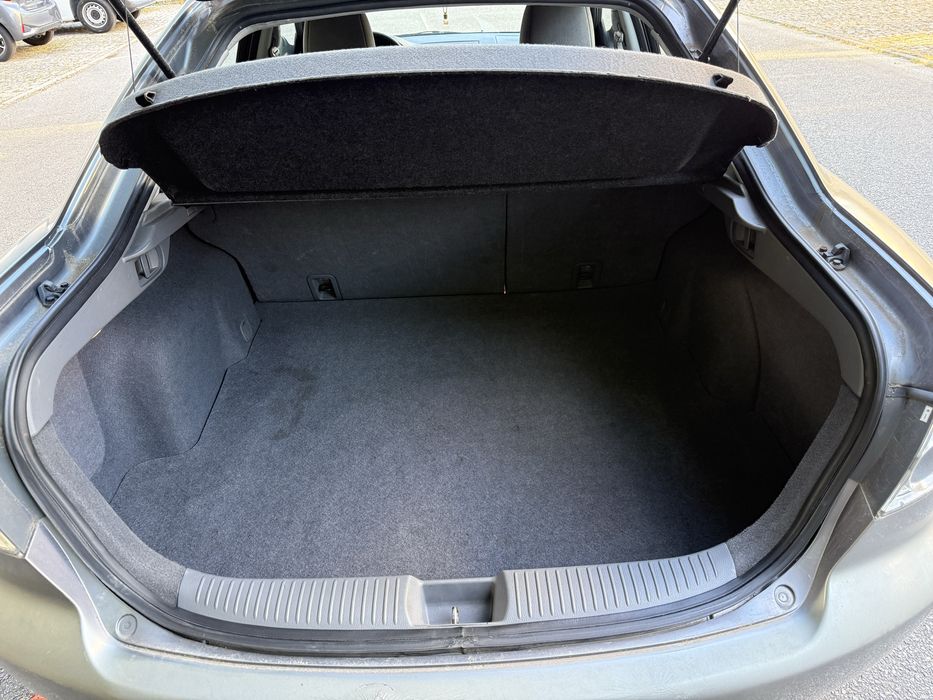 Mazda 6 2003 2.0 136cv