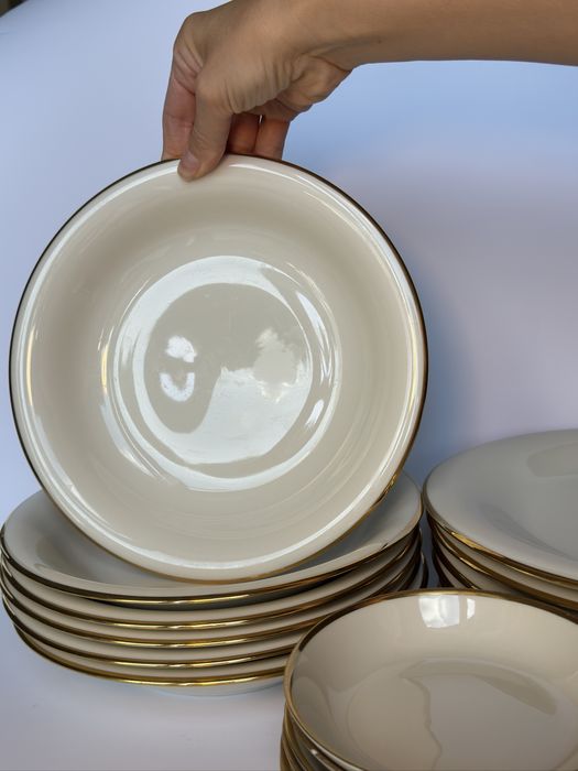 Hutschenreuther Hohenberg Germany – serwis obiadowy 18 el. porcelana