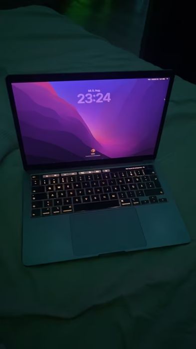 Apple MacBook Pro 2020 stan bardzo dobry