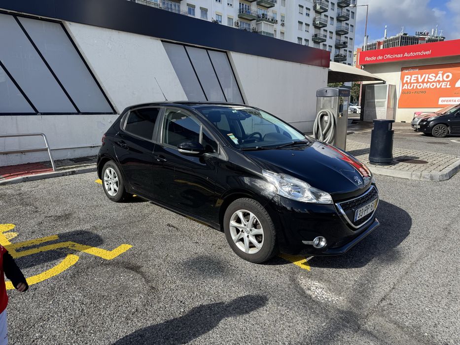 Peugeot 208 1.4 Access