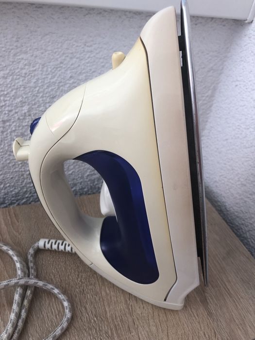 Продаю праску, робоча.