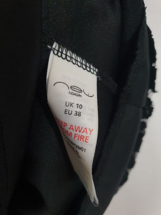 Czarna tunika z koronki M